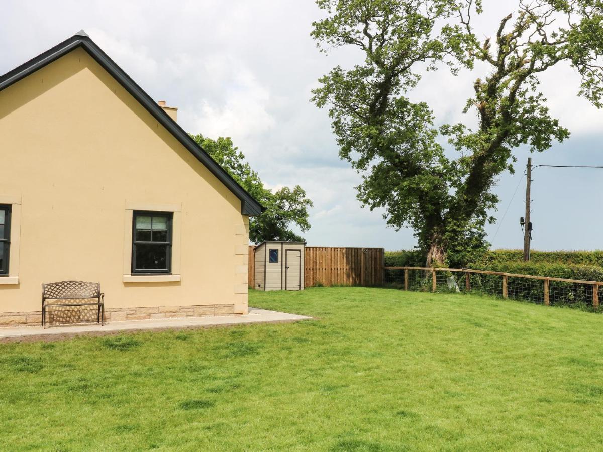 Gordon Lodge Duns Exterior photo